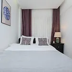 Bosphorus View With Spacious 3 Bedrooms اسطنبول