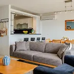 شقة Bosphorus View With Spacious 3 Bedrooms اسطنبول