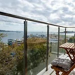 شقة Bosphorus View With Spacious 3 Bedrooms *