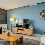 Bosphorus View With Spacious 3 Bedrooms شقة