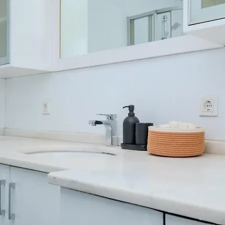 Bosphorus View With Spacious 3 Bedrooms Apartment