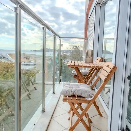 Bosphorus View With Spacious 3 Bedrooms Apartment Istanbul